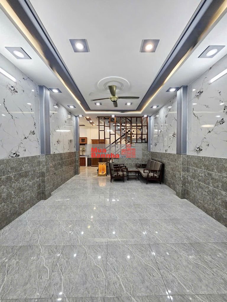 Nhà 3 tấm hẻm xe tải Hương lộ 2. 52m2. 5.55 tỷ 3pn