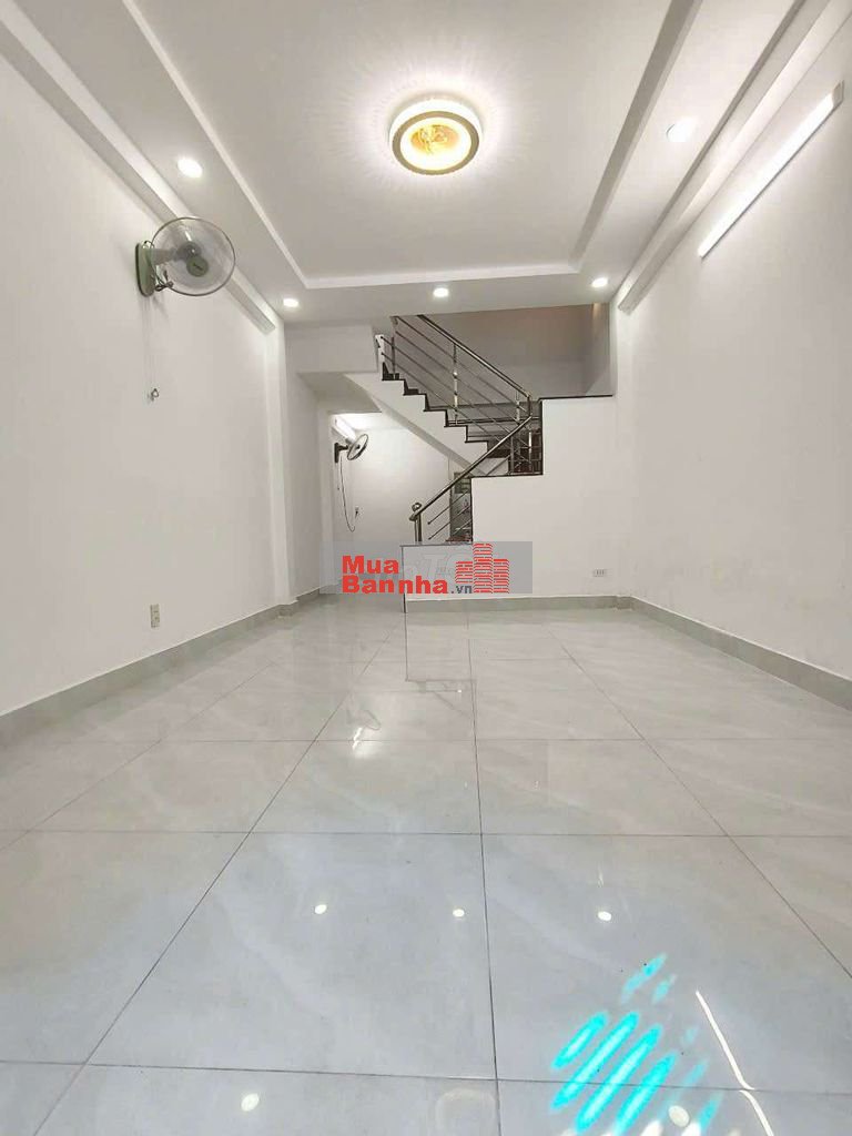 Bán nhà hẻm 4m trệt lửng lầu 3pn,p15 tân bình:4.5ty bớt lộc