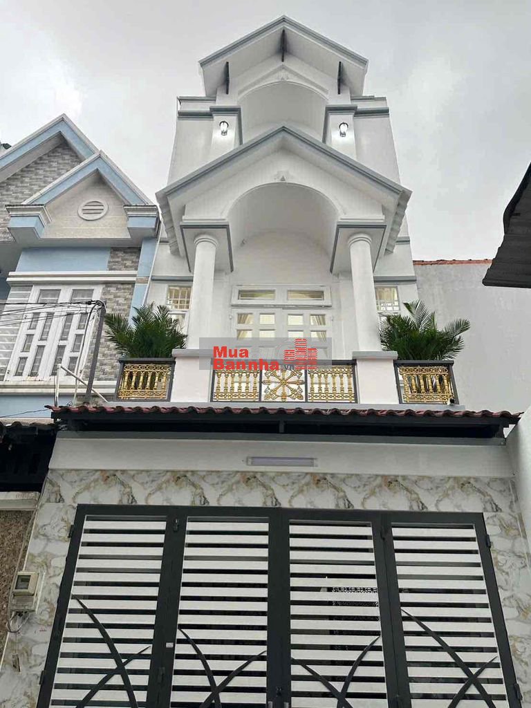 QUẬN 12. NHÀ PHỐ VỊ TRÍ VÍP ĐÚC 3 TẤM HẺM 6M NGAY CHỢ GIẢN DÂN