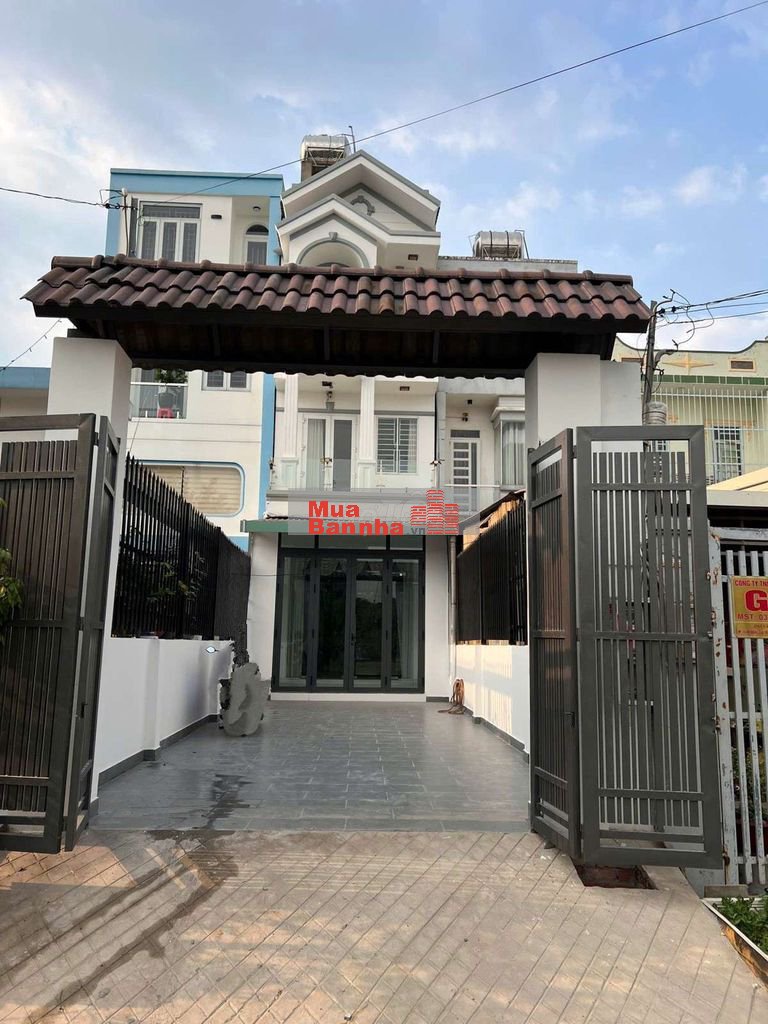 NHÀ MT BỜ SÔNG CỰC THOÁNG.(4x25m) 3 TẦNG. SÂN THƯỢNG. GIÁ CHỈ 5.5T