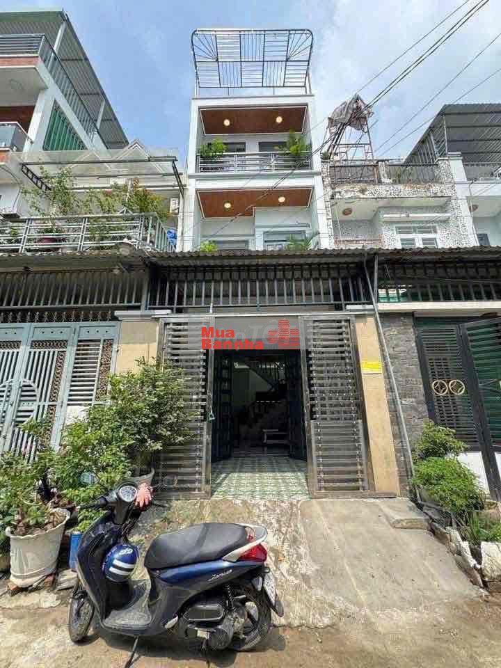 Nhà đẹp , giá rẻ , đường xe tải cần bán - Q12