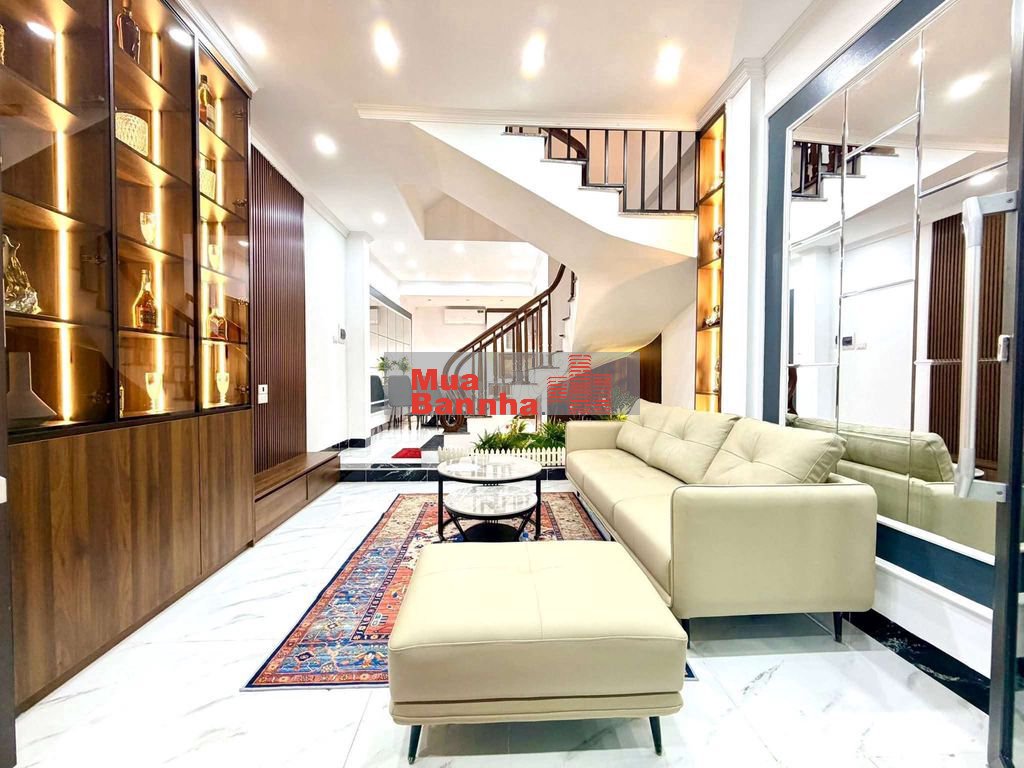 Phân lô Phố Ngọc Hà, lô góc, ô tô gần, ngõ thông, kinh doanh, ở sướng