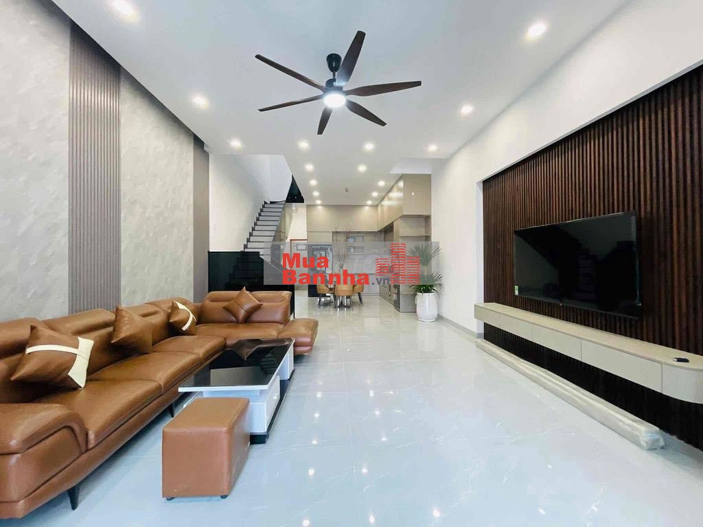 Căn nhà 3 tầng siêu đẹp đường Hói Kiểng 19 Nam Hoà Xuân, Đà nẵng ✔️D