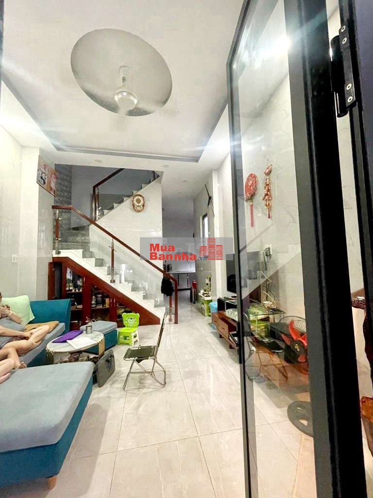 B.án N.hà 4 Tầng - Hẻm Xe Tải Đỗ Cửa- Trần Xuân Soạn - chỉ 5ty3