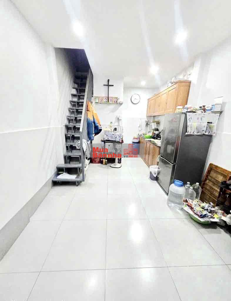 BÁN NHÀ ÂU CƠ BẢY HIỀN TÂN BÌNH - 18M - CHỈ HƠN 2 TỶ