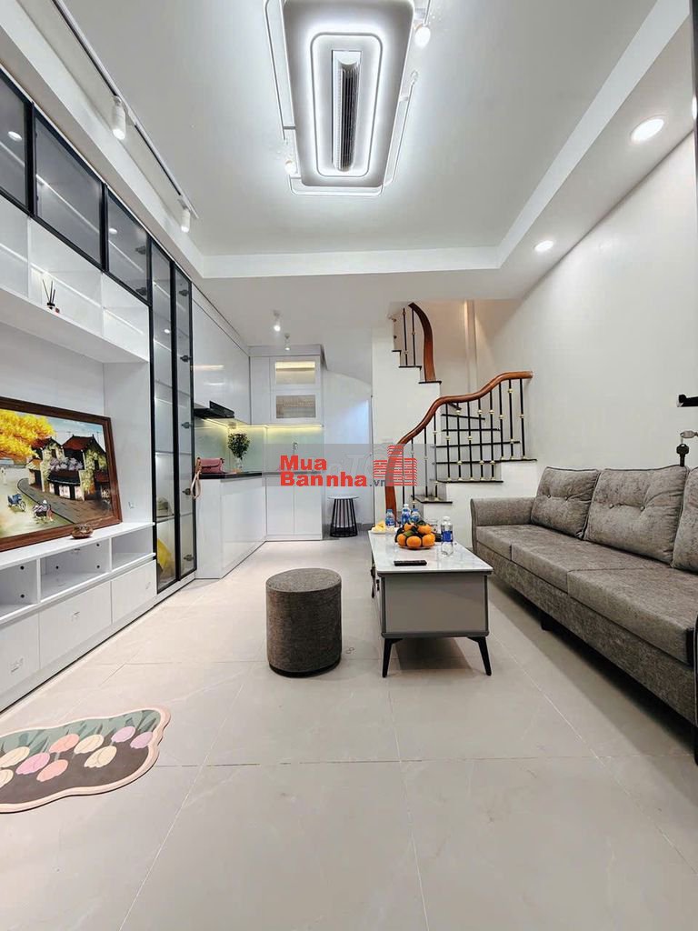 Trung Tâm Văn Miếu Quốc Tử Giám, 20m ra phố ,full nội thất ở ngay