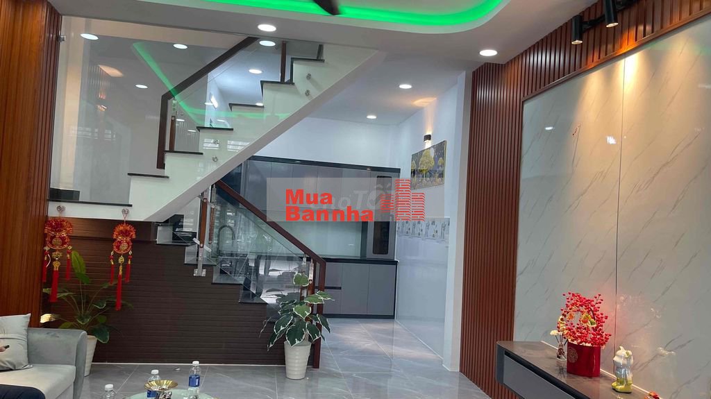 BÁN NHÀ GẦN LÊ THÚC HOẠCH CHỈ 4,x TỶ HẺM XE HƠI 6M 2 TẦNG 2PN