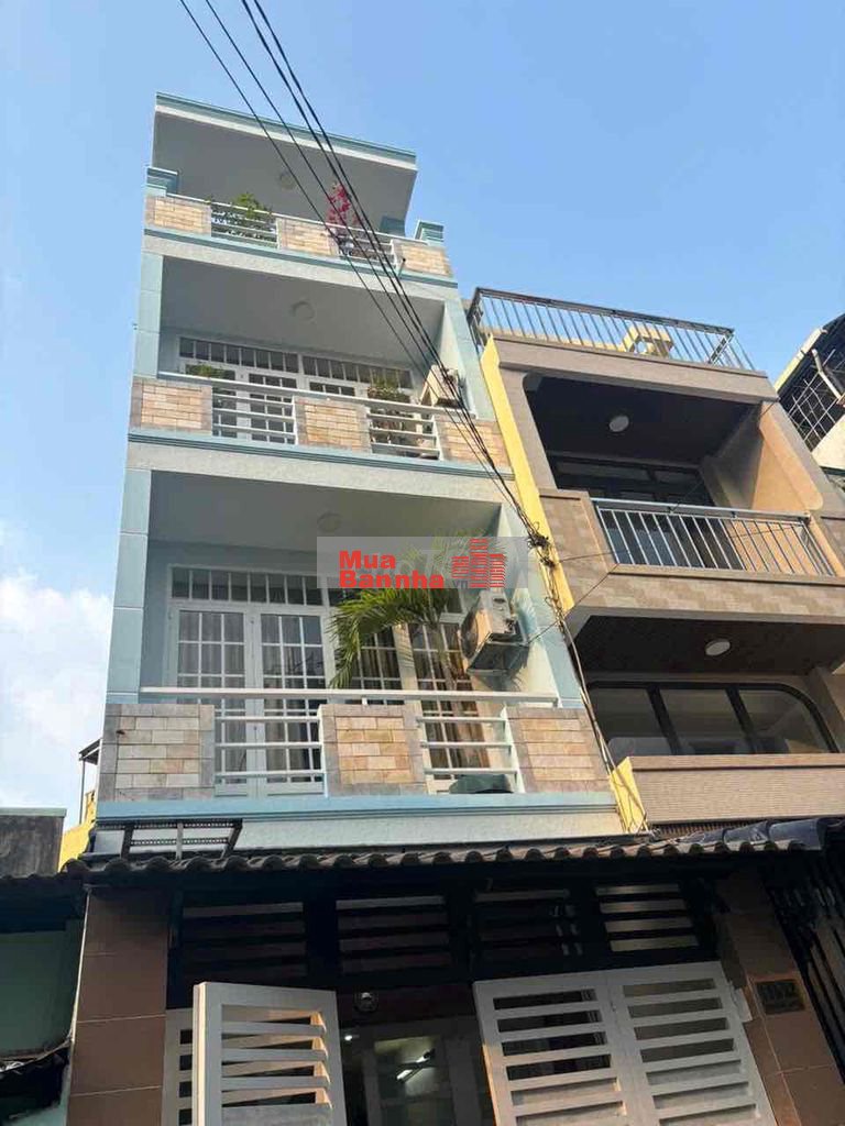 CẦN BÁN NHÀ HẺM 10 M CN: 60M2 5PN. 5WC nhà sạch sẽ vào ở liền.