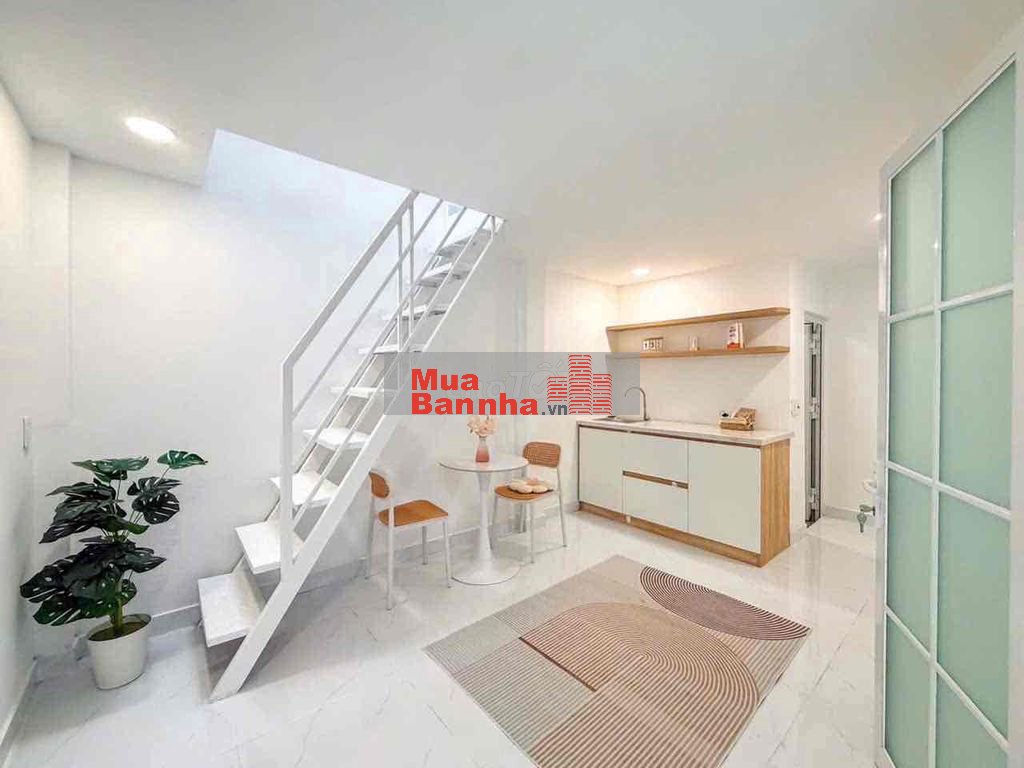 Nhà bán quận 4 cũ gồm có 3 căn nhà riêng biệt cho thuê