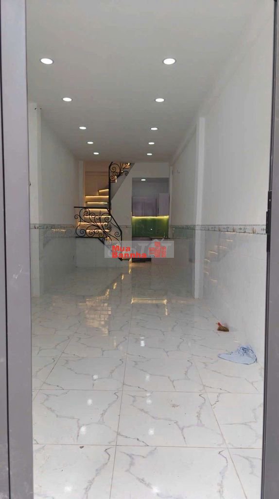 Nhà Mặt Tiền Q5 Xe Hơi Đỗ Cửa 1 Lầu Mới