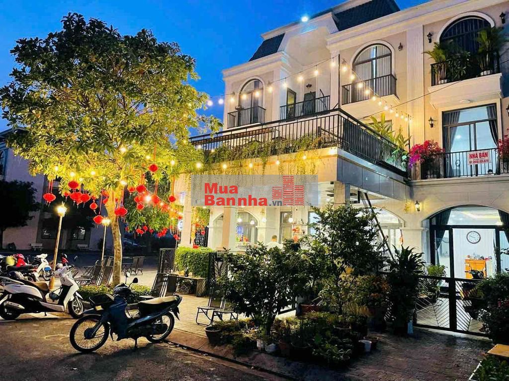 THANH LÝ GẤP CĂN NHÀ PHỐ 100m2 LAVILLA CÁCH AEON MALL 200m.