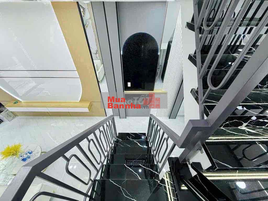 Vỡ nợ cần bán gấp nhà nguyên căn khu vực Thủ Đức