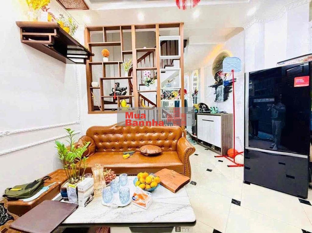 Bán nhà Trần Cung sát KĐT Nam Cường 30m 5 tầng 7.99 tỷ tặng Nội Thất