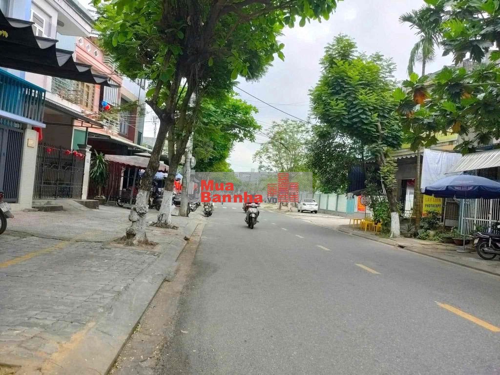 Bán đất tặng nhà C4 MT kinh doanh sầm uất Nguyễn Nhàn