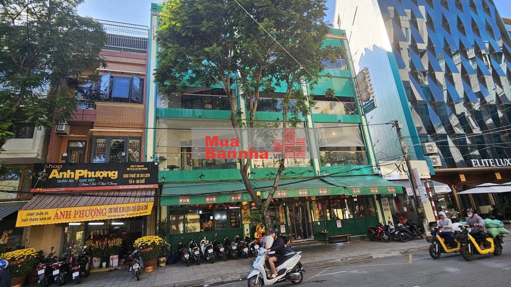 Bán nhà mặt tiền lớn 92 Phan Châu Trinh, Hải Châu, Thành phố Đà Nẵng!