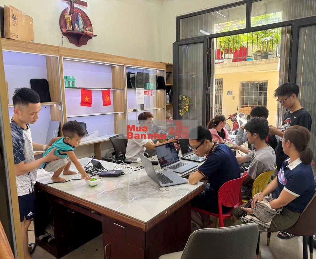 chính chủ cần bán nhà 4 tầng Vũ Tông Phan-Kinh Doanh tốt