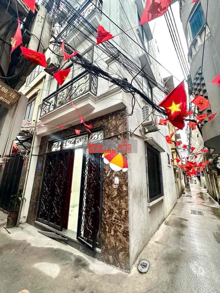 Ngon . 1 nhà ra phố lô góc hai mặt ngõ , nhà mới full nội thất thoáng