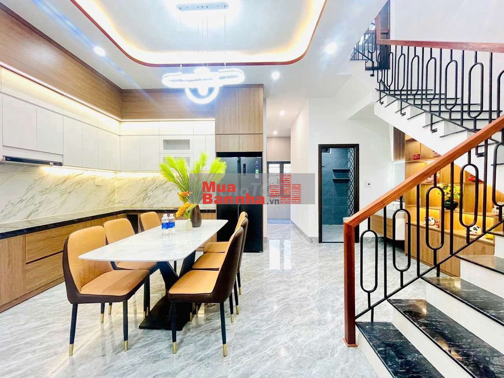 Bán nhà 2 tầng 2 mê xinh như hoa hậu kiệt ô tô Tôn Đản