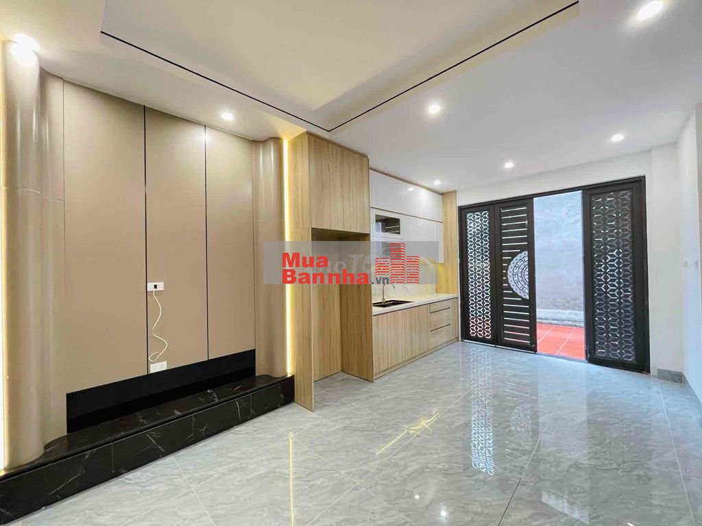 BÁN NHÀ PHÚC LỢI- NHÀ MỚI - THANG MÁY - GẦN PHỐ - 41M - 5 TẦNG. 🌸 Ô t