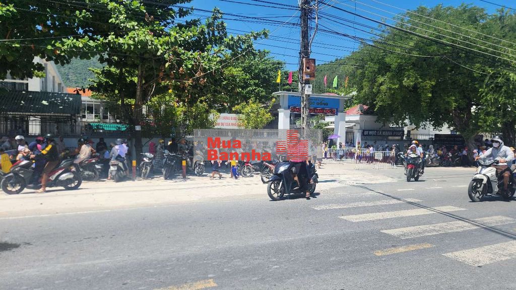 BÁN NHÀ MẶT TIỀN KINH DOANH PHƯỚC ĐỒNG, ĐỐI DIỆN TRƯỜNG TIỂU HỌC