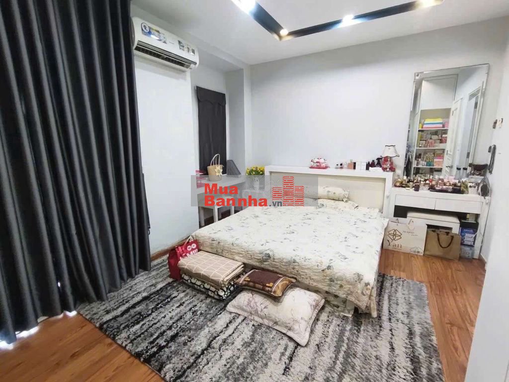 Bán Nhà phố trục chính Mega Village Khang Điền, 80m2, full nội thất