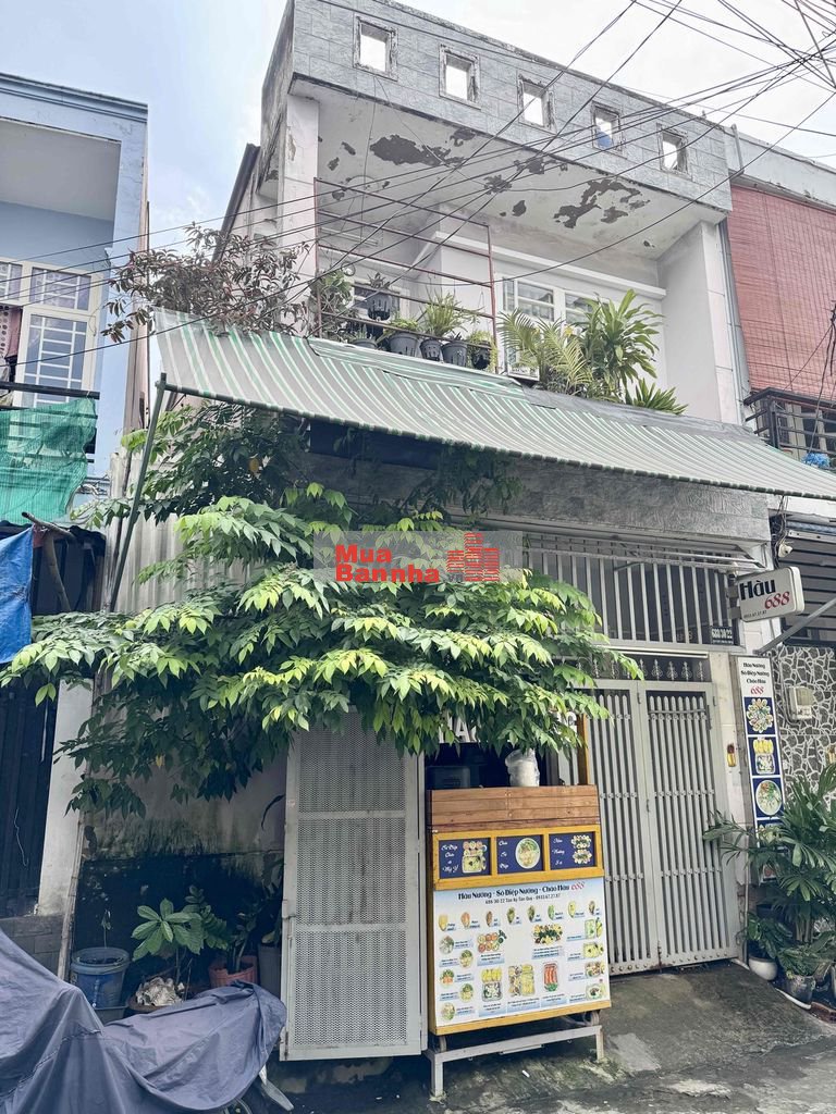 Bán nhà đường 688