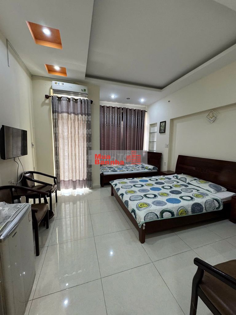 BÁN KHÁCH SẠN ĐANG KINH DOANH THỐNG NHẤT P10, 4,5X20M, 5 TẦNG, 10P.12T