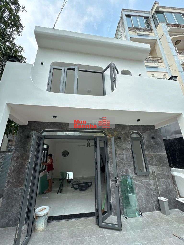 72m2,ngang hơn 5m,tặng full nội thất, sát mặt tiền Nguyễn Thượng Hiền