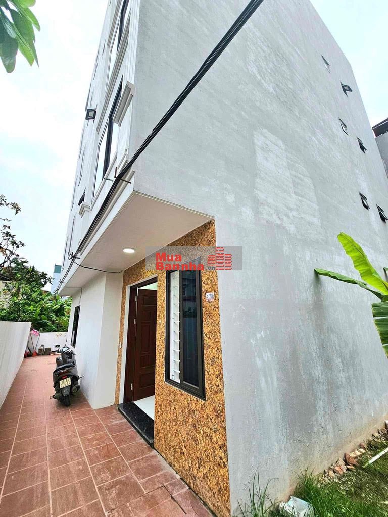 B.án nhà Hoàng Liên - Liên Mạc nhà cách mặt phố 70m 31m x 5 tầng - n