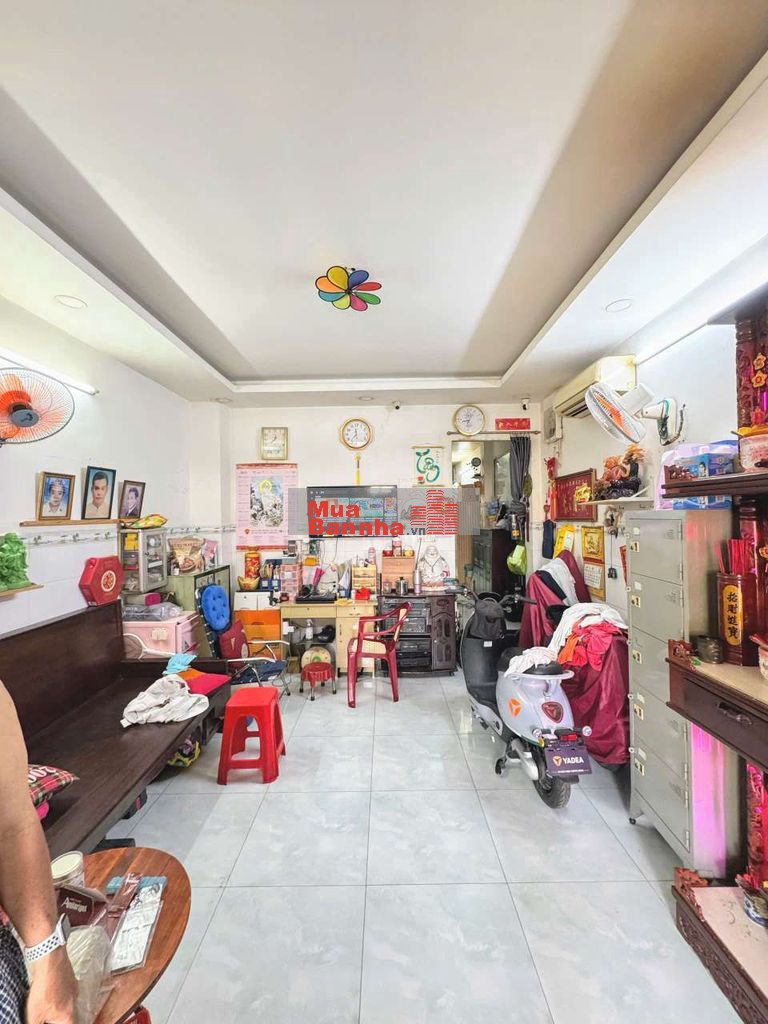 BÁN NHÀ 3,8×9,2 TẦNG, GIÁ 3,3 TỶ,GIÁP LÊ VĂN QUỚI, TÂN PHÚ