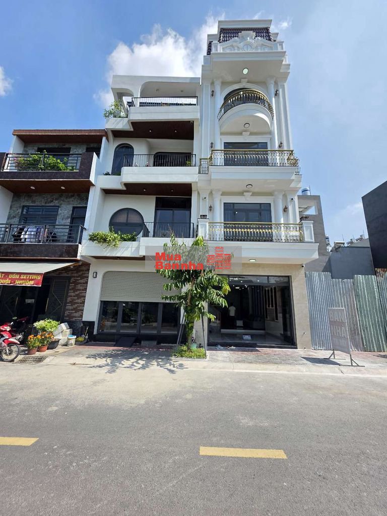 Nhà phố mới xây hoàn công khu tái định cư Đông Hòa C, phường Đông Hòa