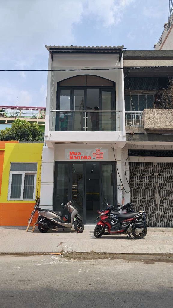 Siêu phẩm 2 tầng mặt tiền Q5 nhà mới 100% vừa ở vừa kinh doanh