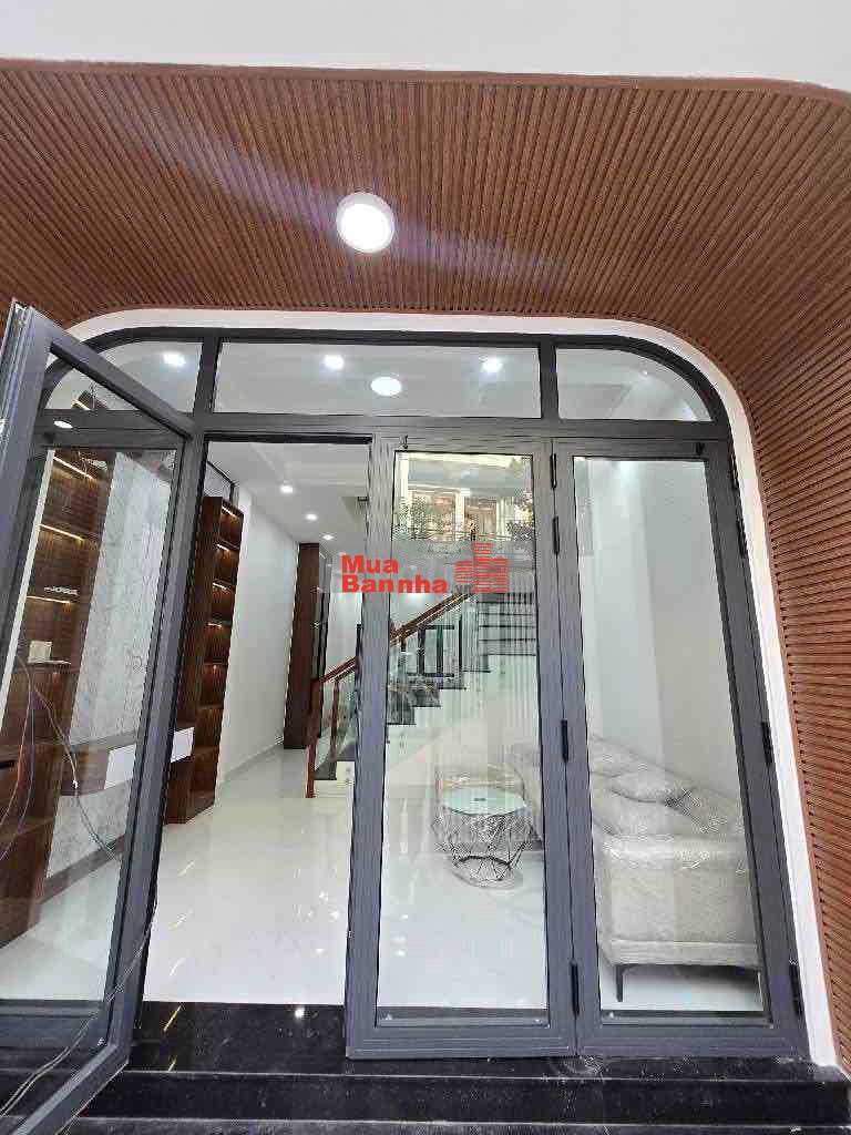 BÁN GẤP NHÀ MỚI XÂY HIỆN ĐẠI- XE HƠI TRÁNH NHAU- PHÚ HỮU- QUẬN 9