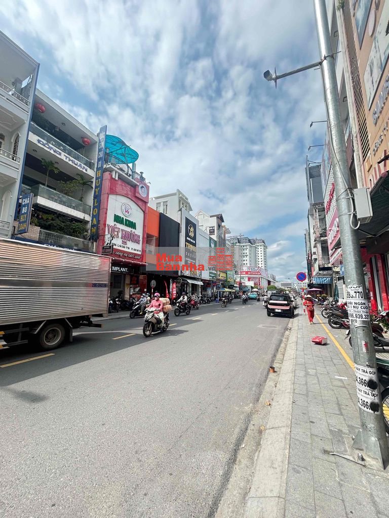 BÁN NHÀ MẶT TIỀN HÙNG VƯƠNG – SÁT CHỢ CỒN