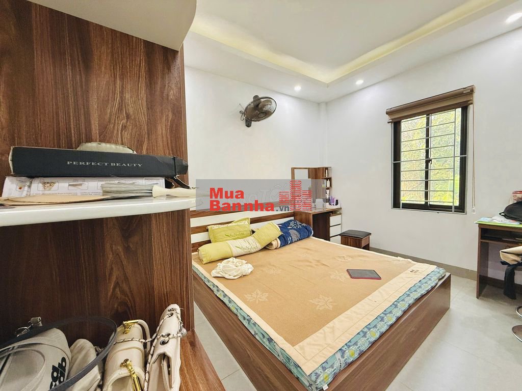 bán gấp Căn nhà 5 tầng đẹp phố Đại Từ _ Hoàng Mai