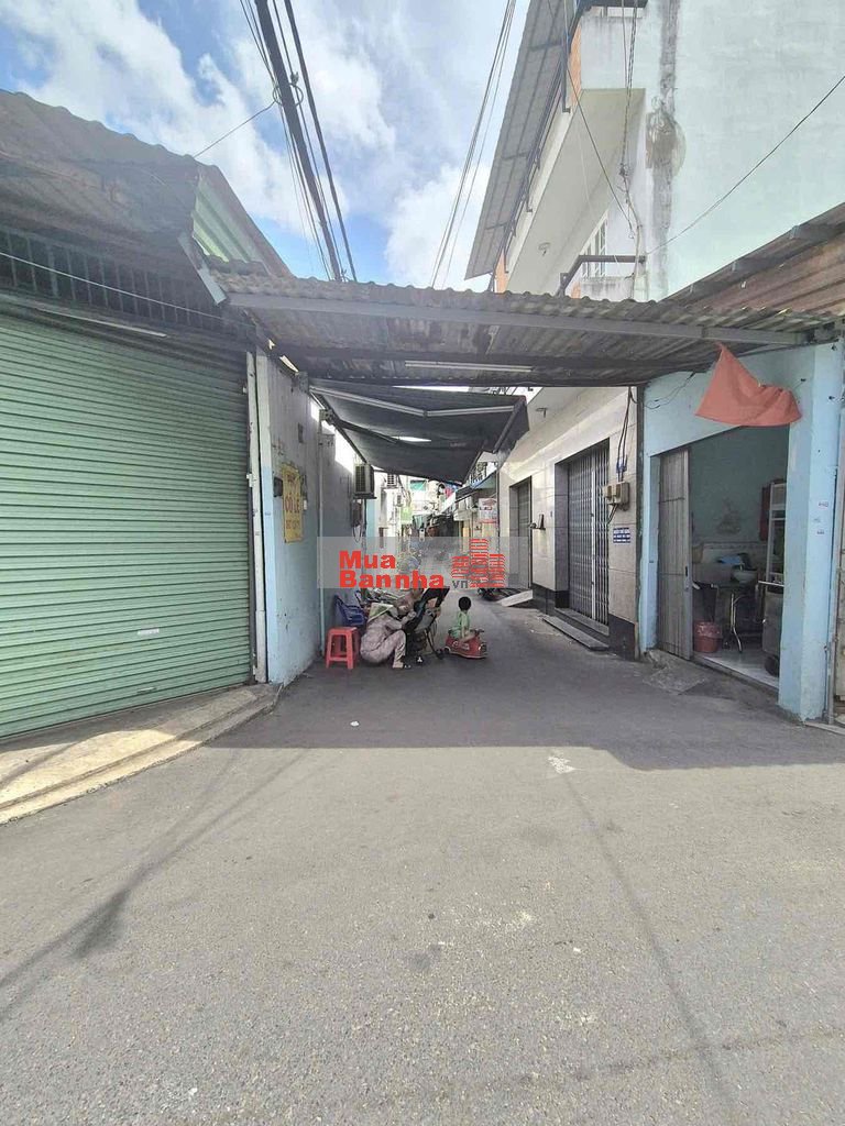 Hẻm Khu Tô Hiệu 4.6x12.5 ( nh5m) , Cấp 4, 5.5 tỷ