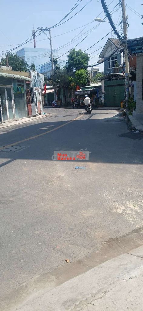 Gửi ace bán giúp nhà q12