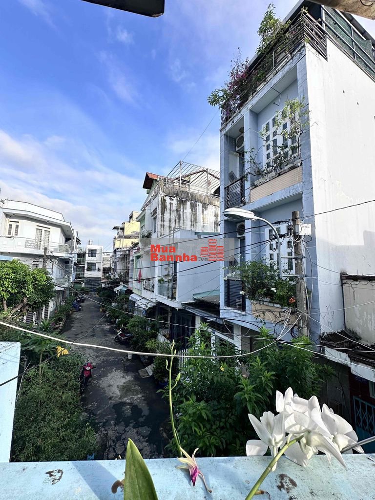 Bán nhà riêng khu dân cư biệt lập Bến Bình Đông