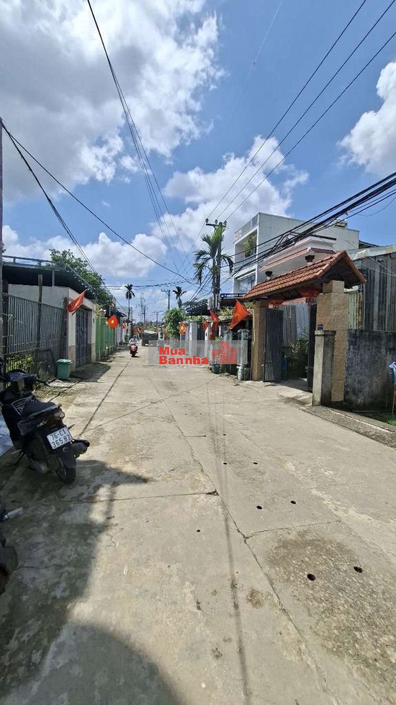 🔶️ Lô góc 2 mặt tiền - ngang gần 6m nhà 3 tầng - Tôn Đản khu cao ráo