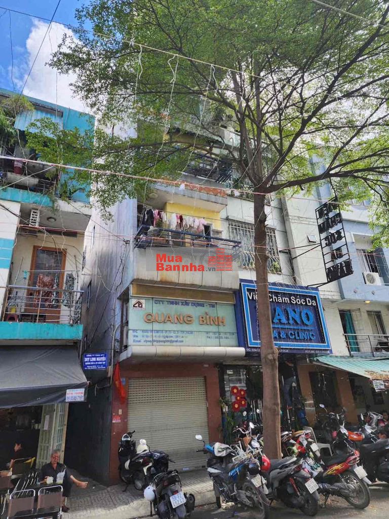 Ngân hàng bán căn nhà hẻm xe tải Cách Mạng Tháng 8, Quận 3, TP HCM.