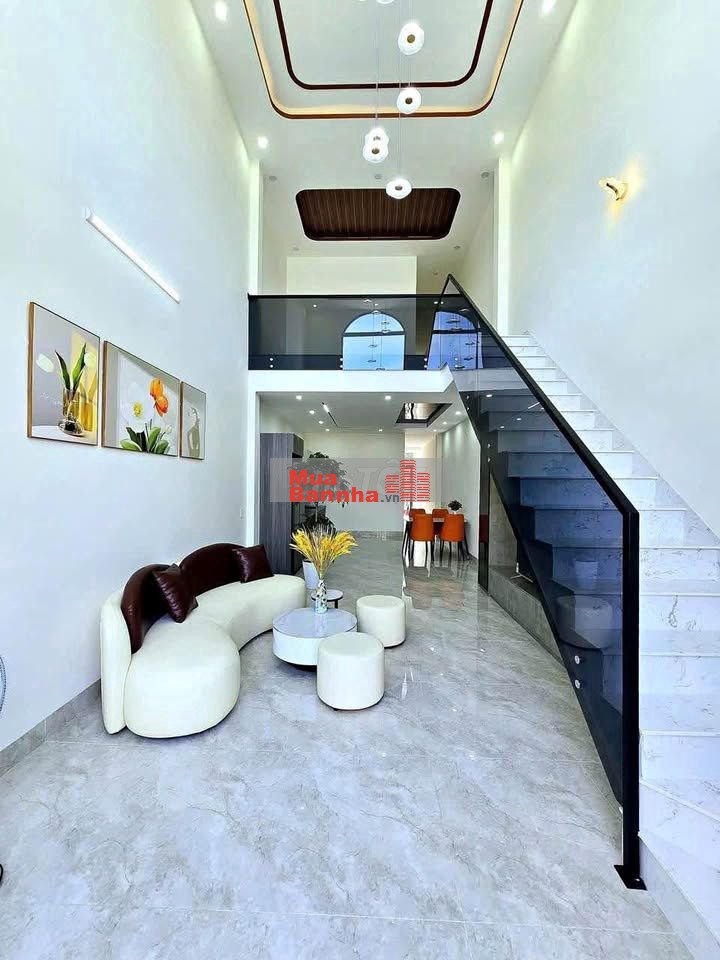 NHÀ TỈNH LỘ 10 - XÂY MỚI - HẺM OTO - SỔ HỒNG RIÊNG - GIÁ 1 TỶ 790 TL