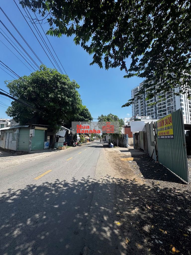 Bán Đất Tặng Nhà Cấp 62m2 , 3,85 tỷ , HXH Đường Gò Cát , P. Phú Hữu .