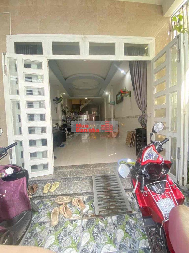 bán nhà lầu gần cổng sau bon chen phường hóa an