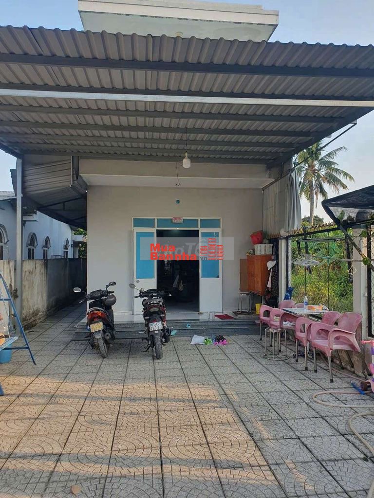 Bán gấp căn nhà 1 trệt 1 lầu An Thạnh, Thuận An, Bình Dương