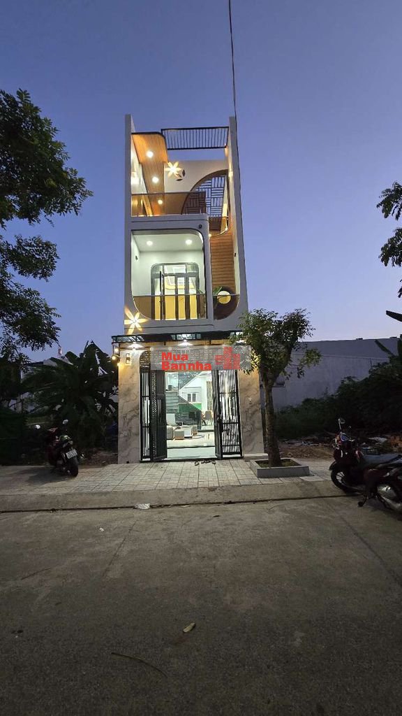 bán nhá 1 trệt 2 lầu / nguyễ văn bứa