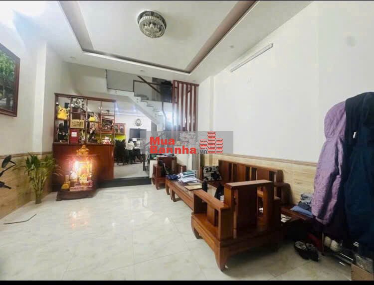 Nhà Nam Việt Á – 3PN, 2 tầng – vị trí trung tâm cực đẹp