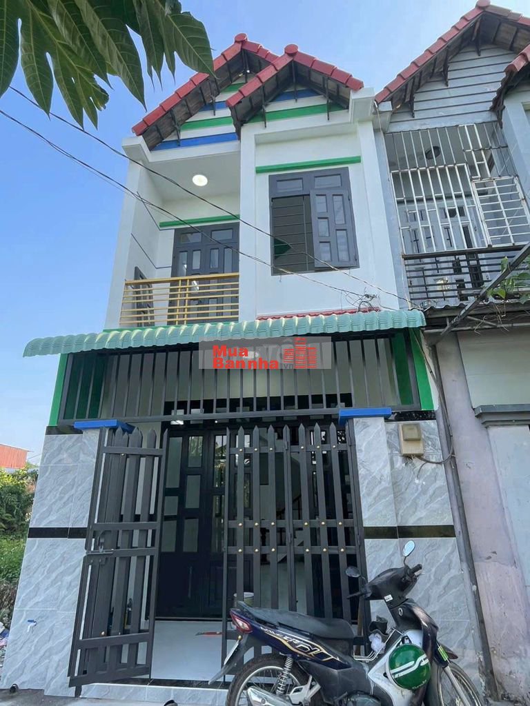 Nhà bán 4m*15m 1 lầu suốt 3pn 2w đường 5m bê tông