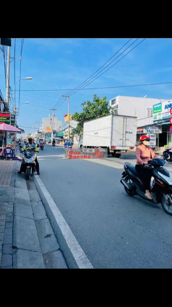 Bán nhà vi bằng mặt tiền đường đào trí quận 7