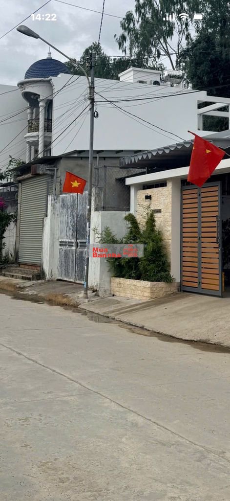 Bán nhà cấp 4 mới đẹp-DT120M2-3PN-Đ3ÔTÔ -Vĩnh Hoà - Nha Trang -chỉ 4t5