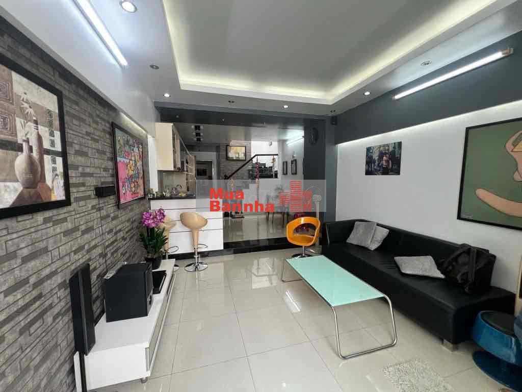 Nhà bán 83m² Quang Trung – ô tô đỗ cửa – 2 tầng chỉ 6.38 tỷ